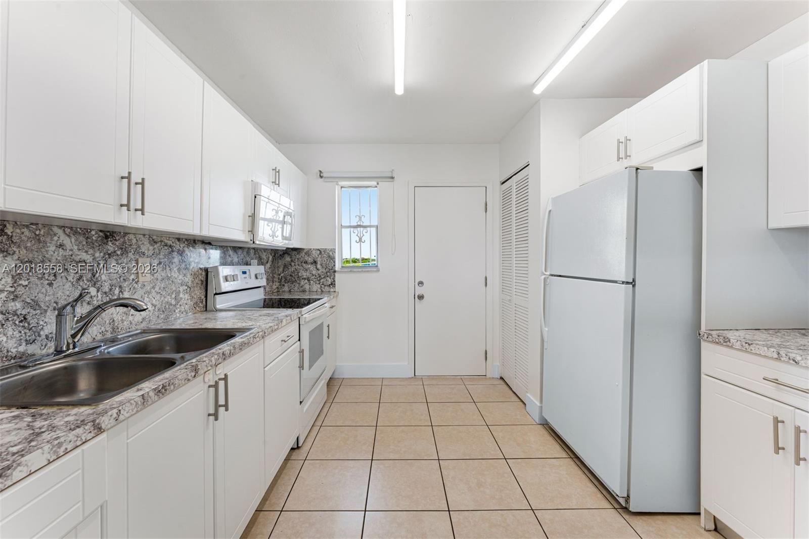 1950 W 54th Street