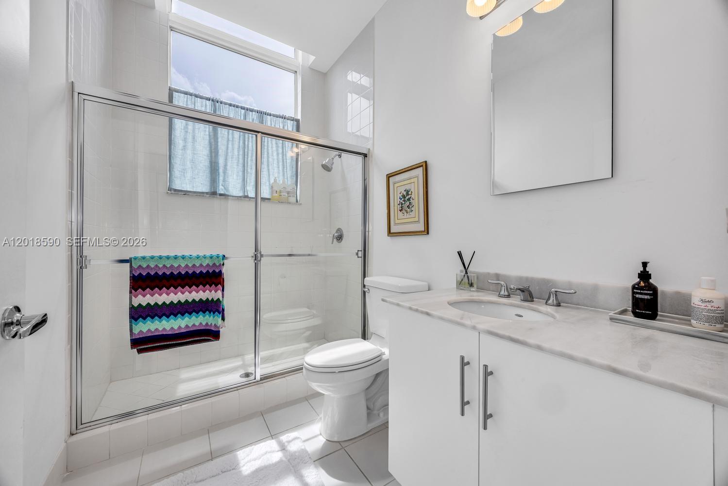 725 NE 22nd Street