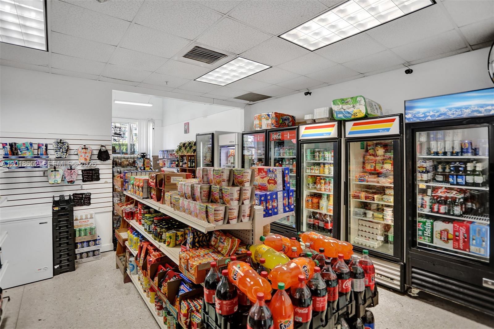 19370 Collins Avenue