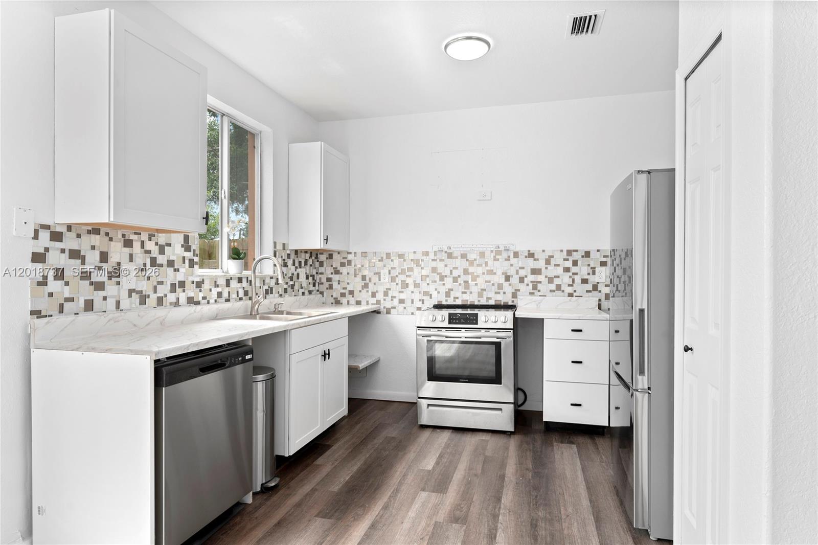 2445 SE 14th Avenue