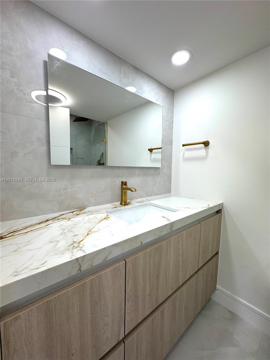 3400 Galt Ocean Drive