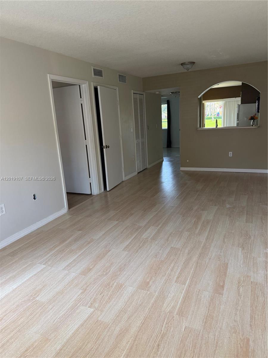 1271 SE 28th Court