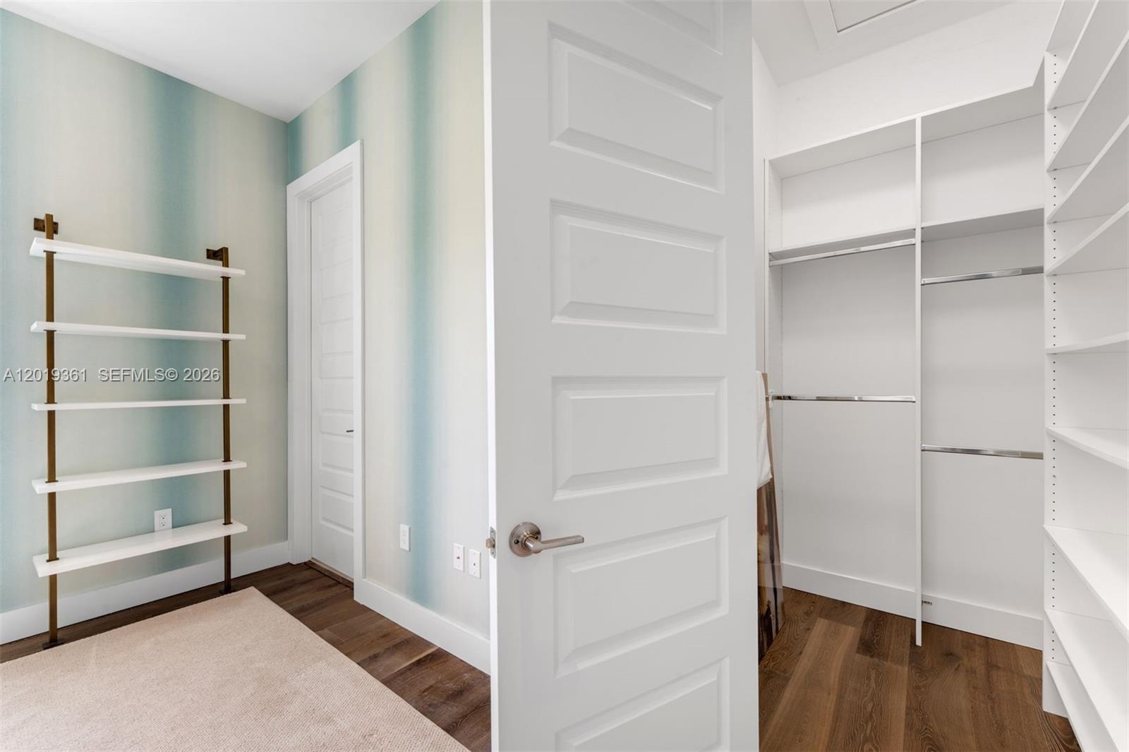 13040 N Bayshore Drive