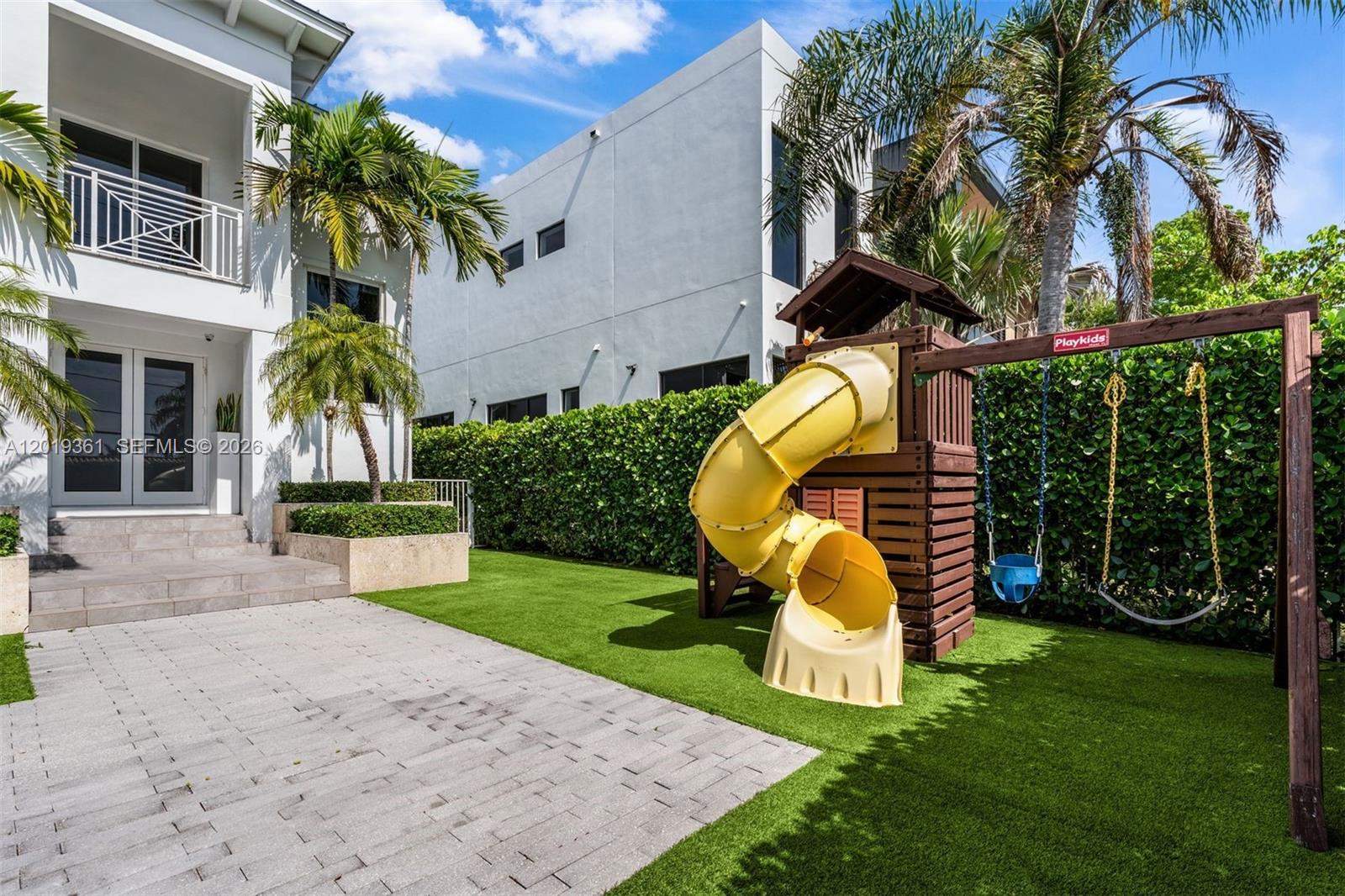 13040 N Bayshore Drive