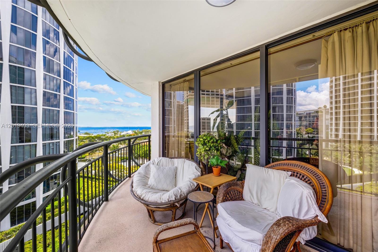 2843 S Bayshore Drive