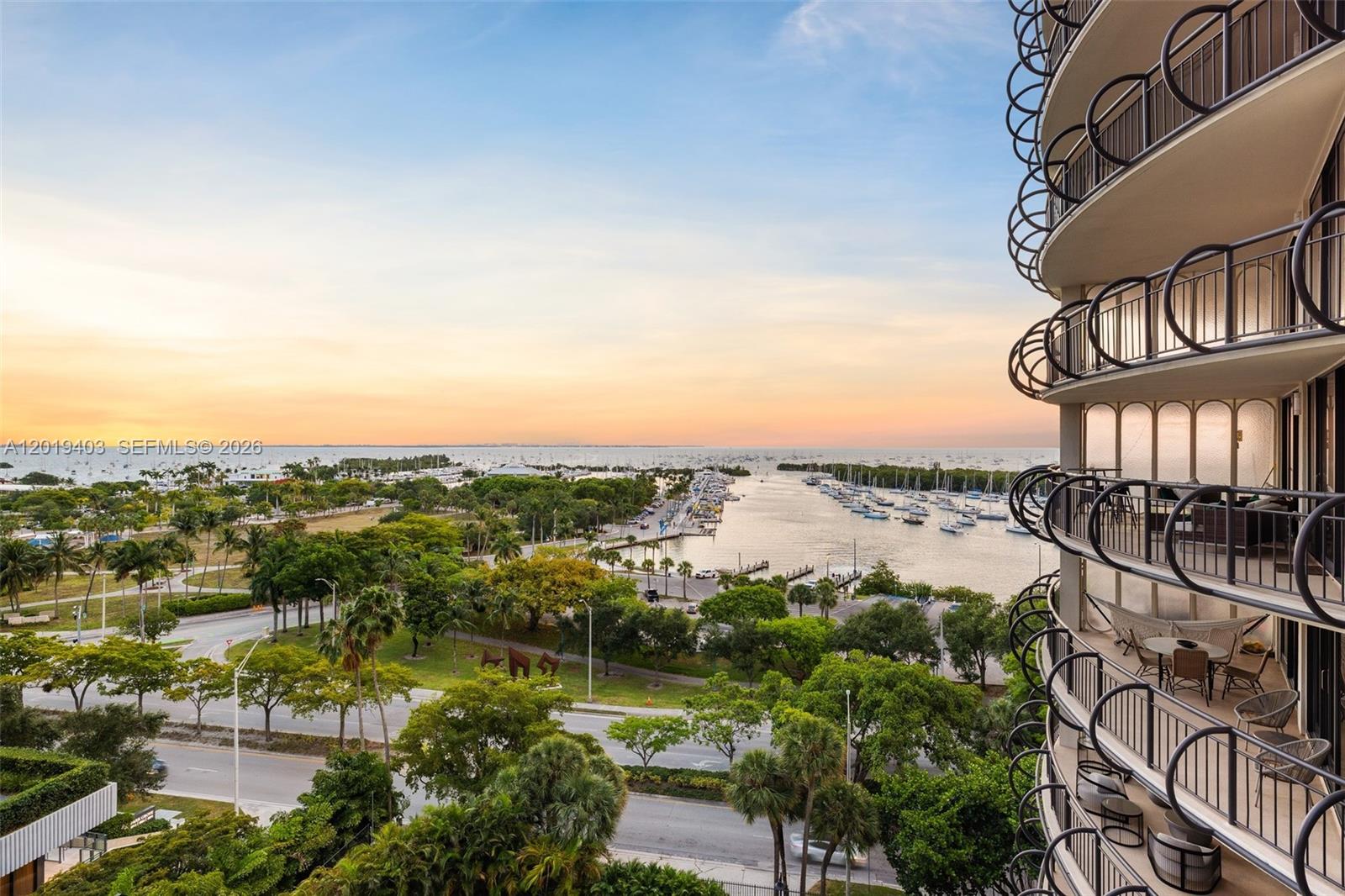 2843 S Bayshore Drive