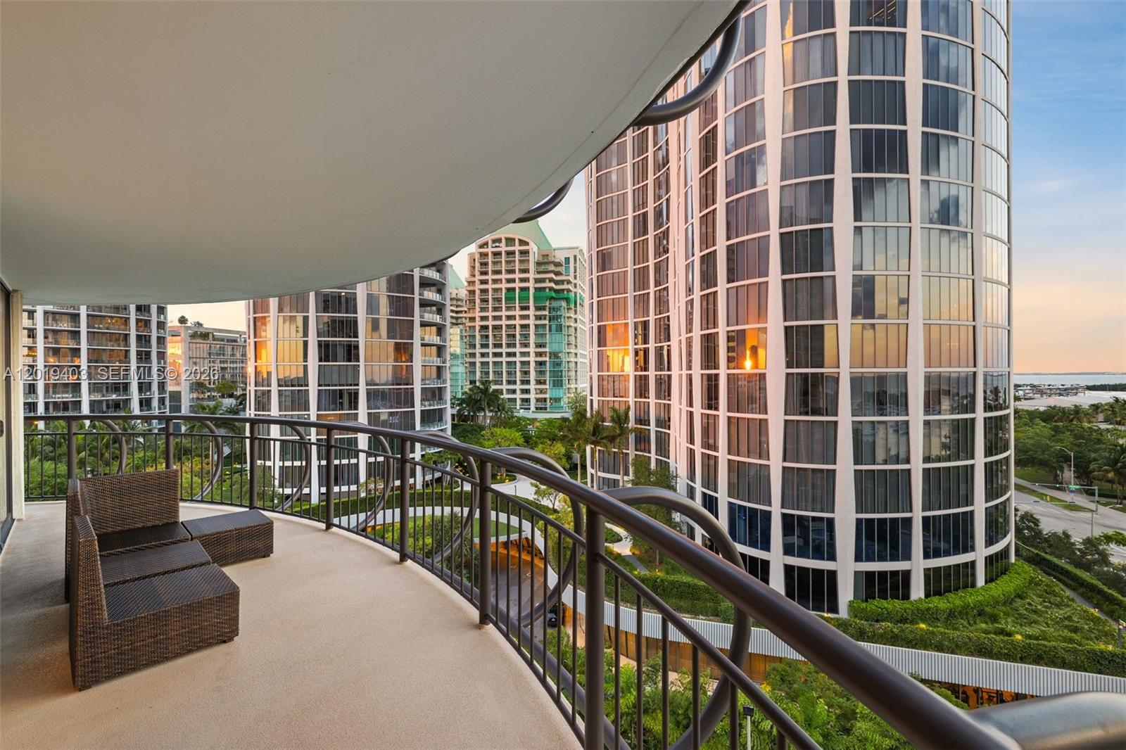 2843 S Bayshore Drive