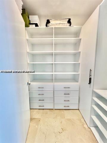 17121 Collins Avenue