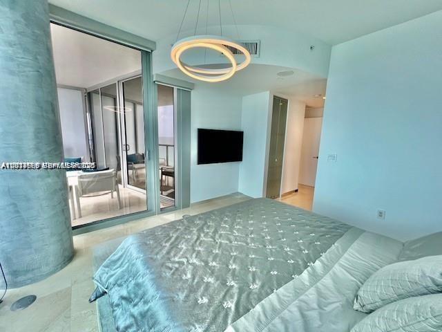 17121 Collins Avenue