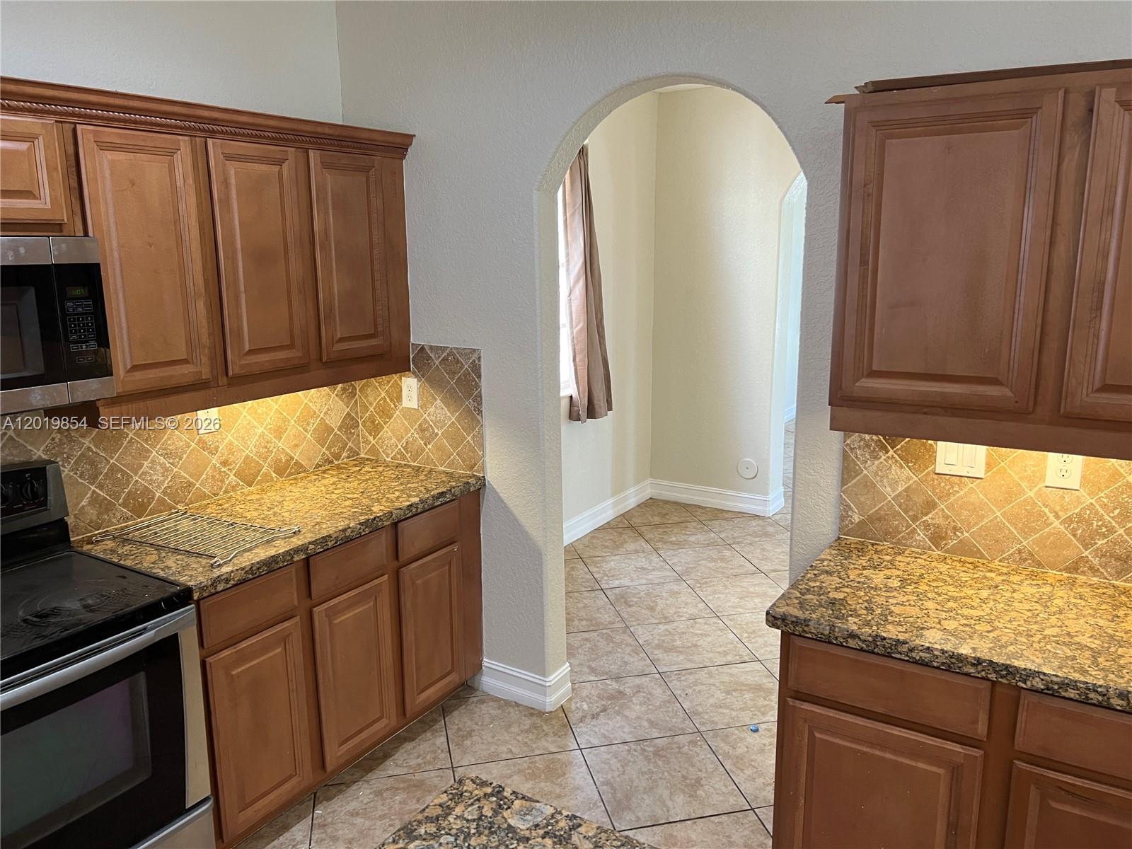 14008 SW 274 Terrace