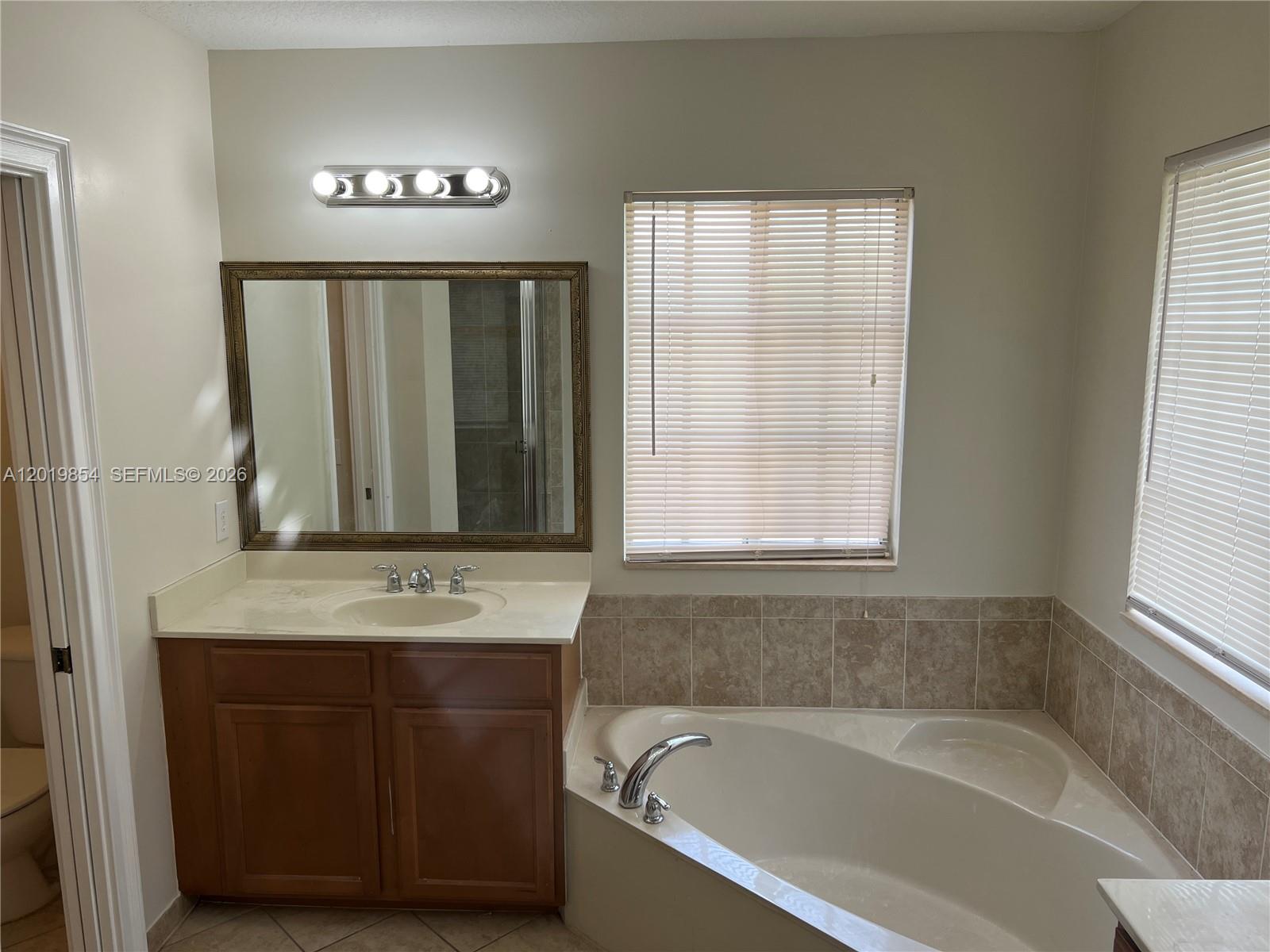 14008 SW 274 Terrace
