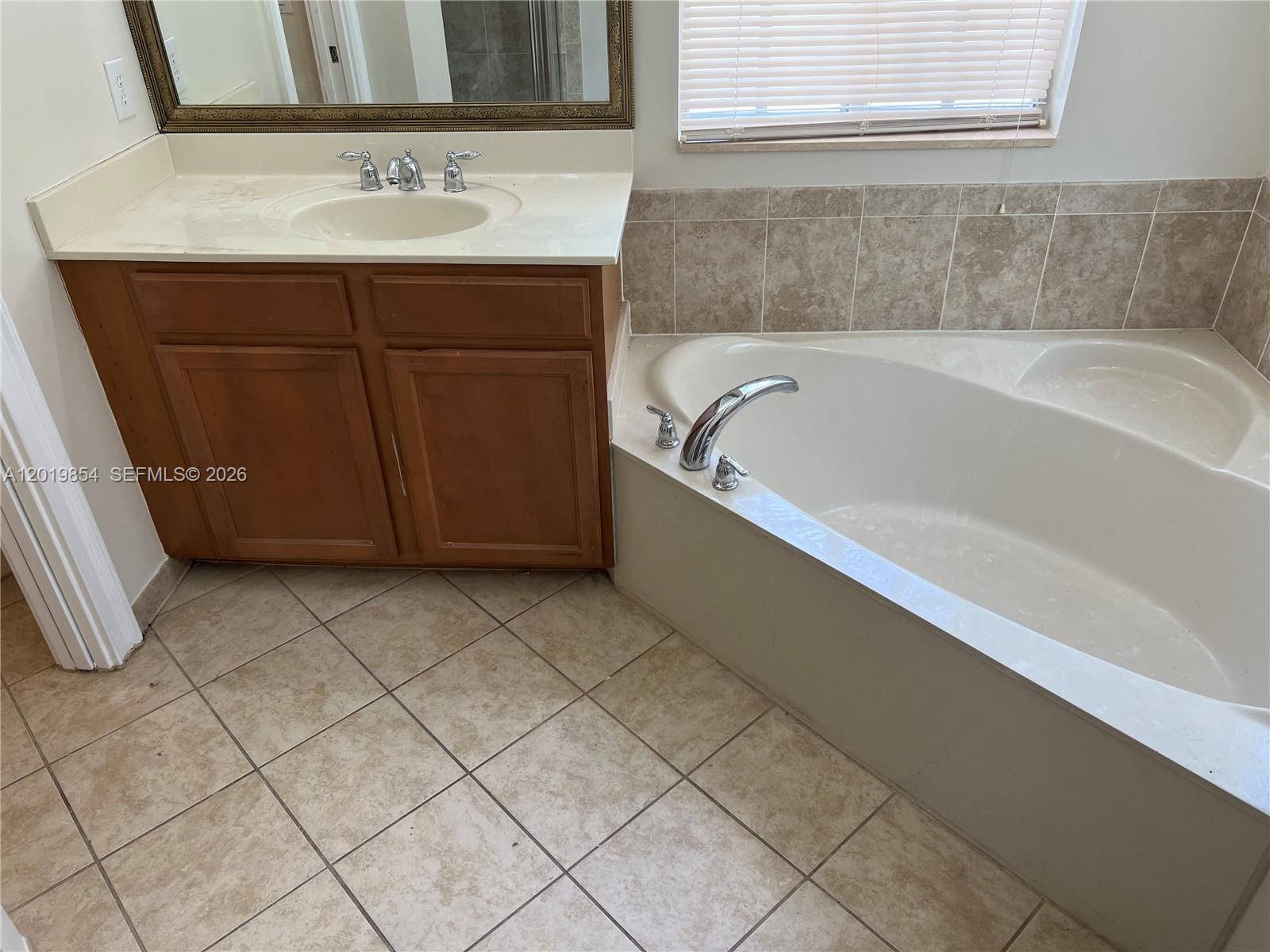 14008 SW 274 Terrace
