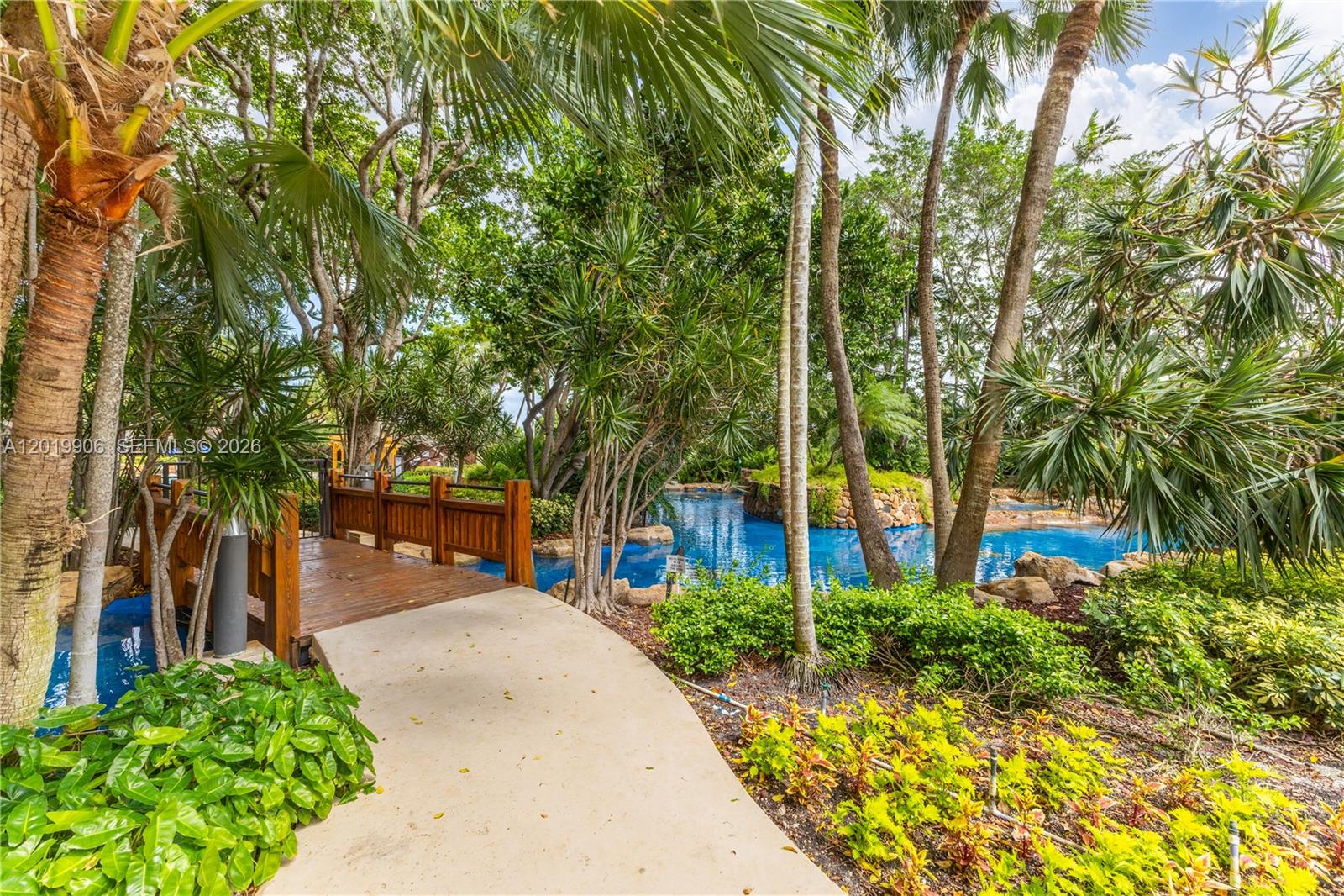 2000 Towerside Terrace