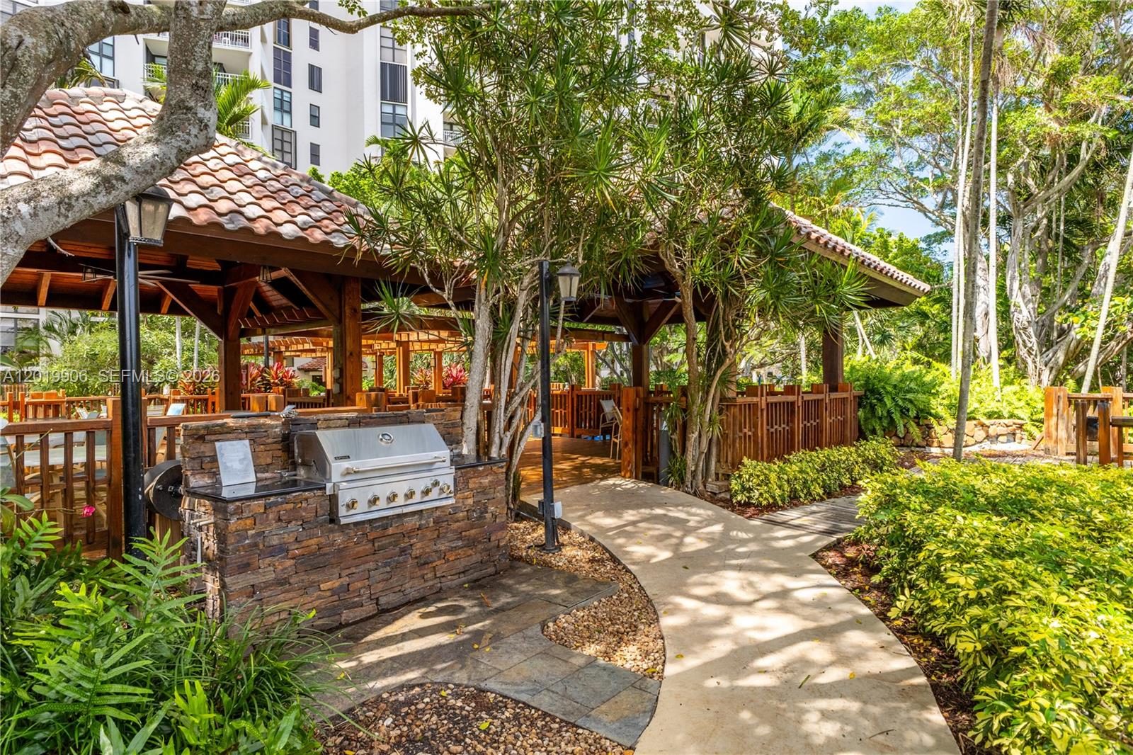 2000 Towerside Terrace