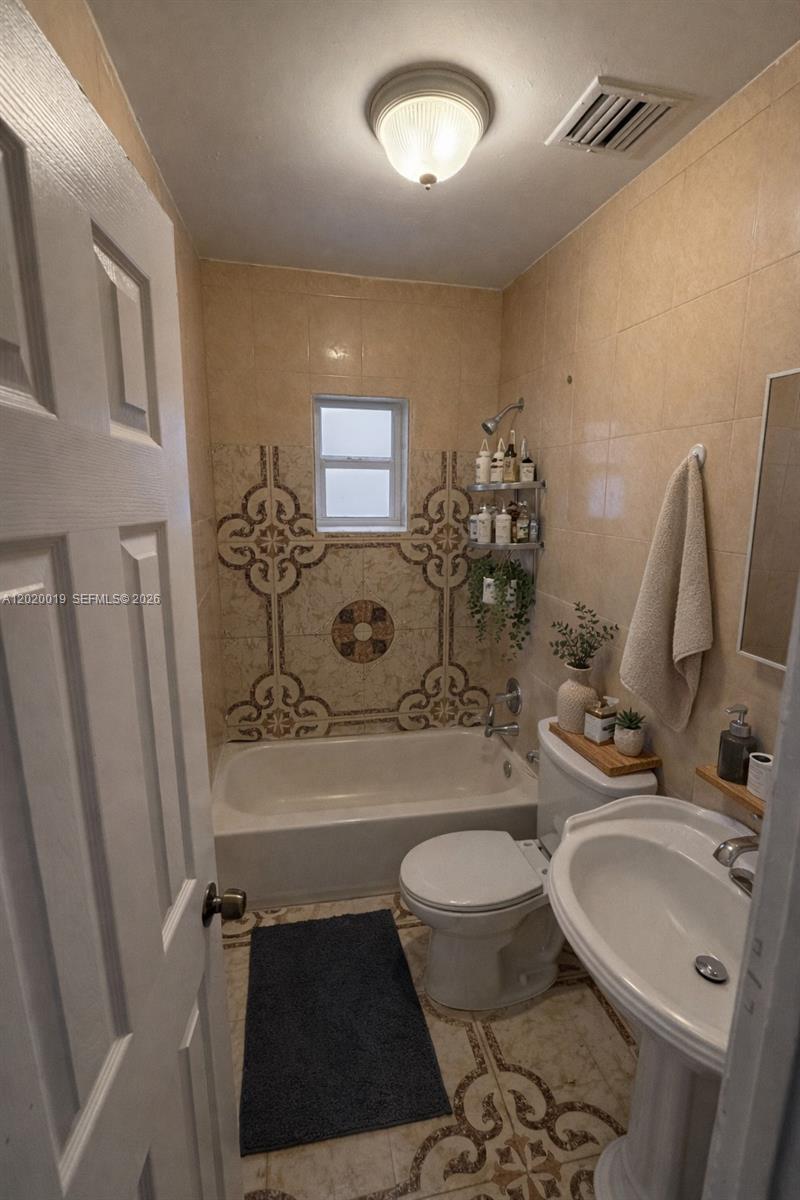 2295 NW 115th Street