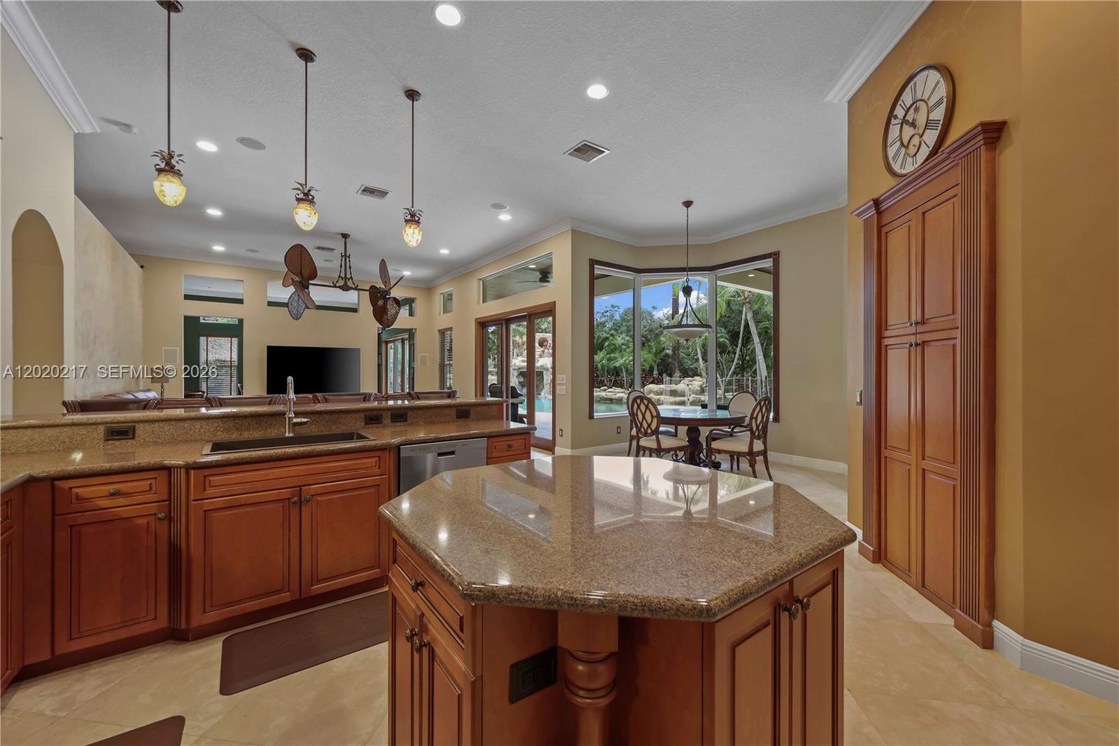 10018 Laurel Road
