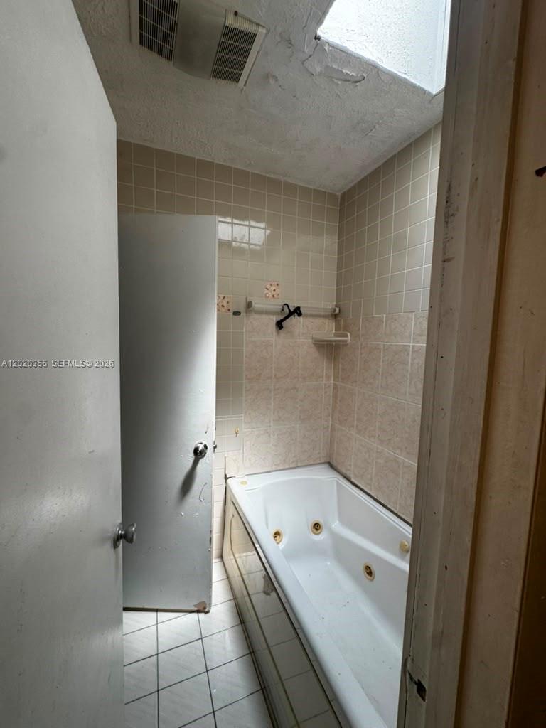 1251 NW 190th Street