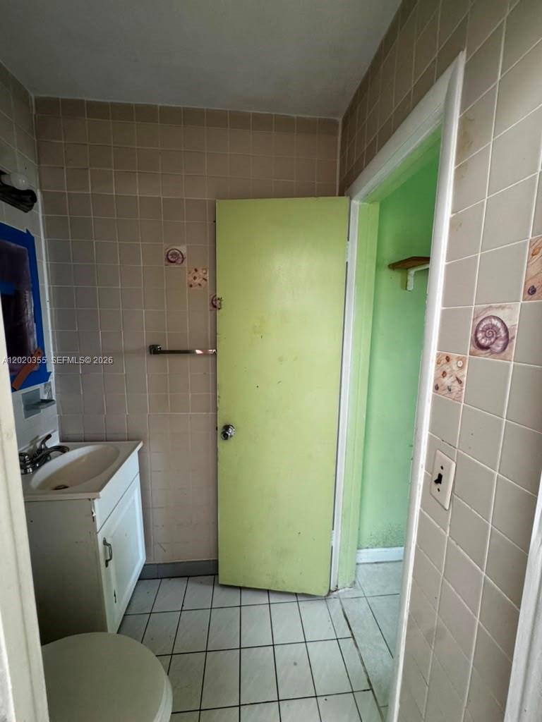 1251 NW 190th Street