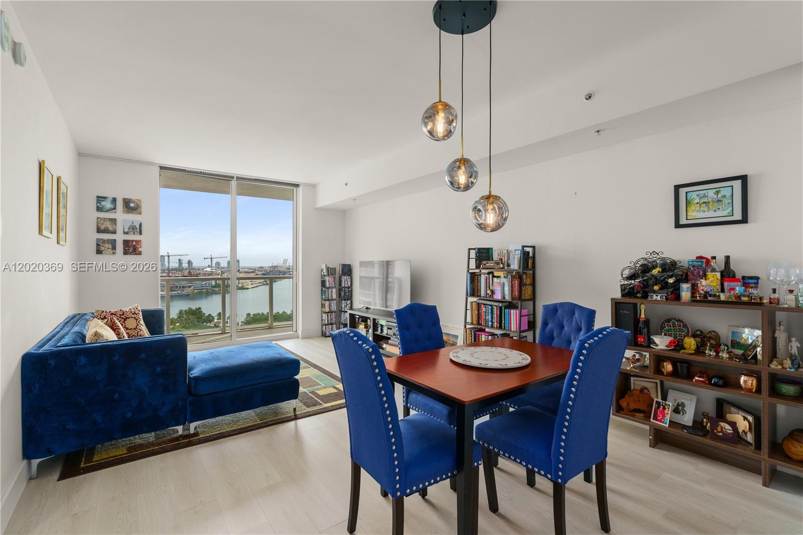 253 NE 2nd Street