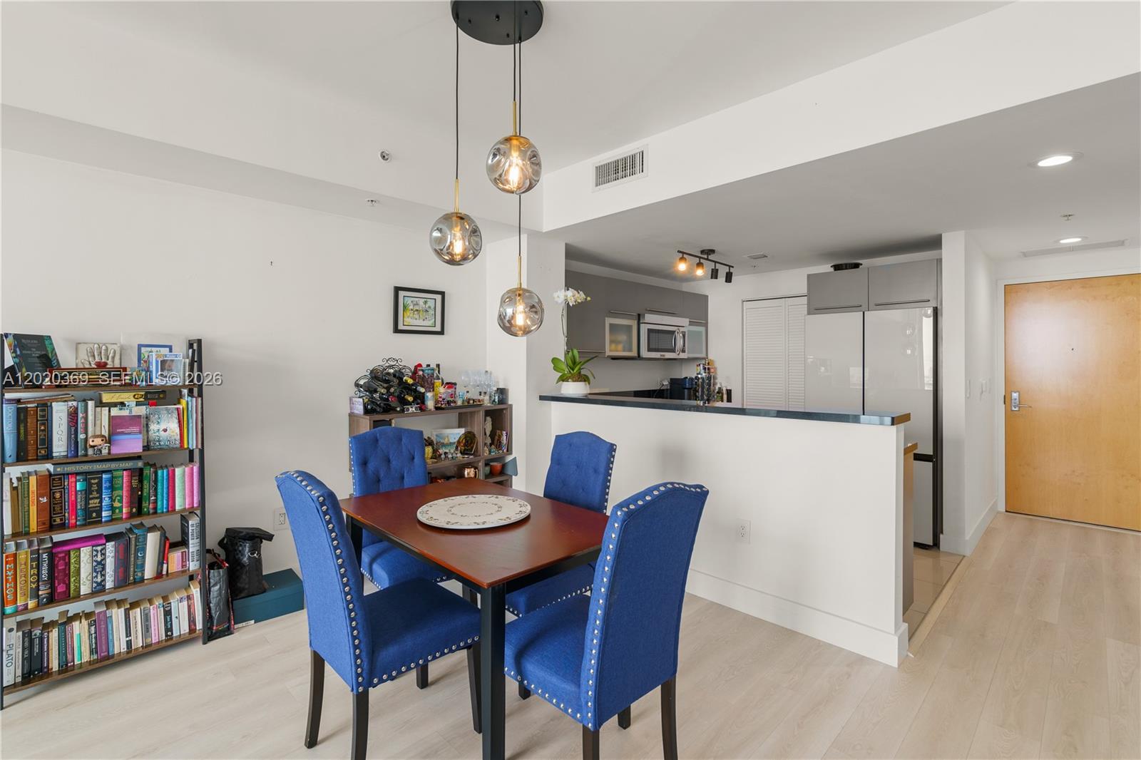 253 NE 2nd Street