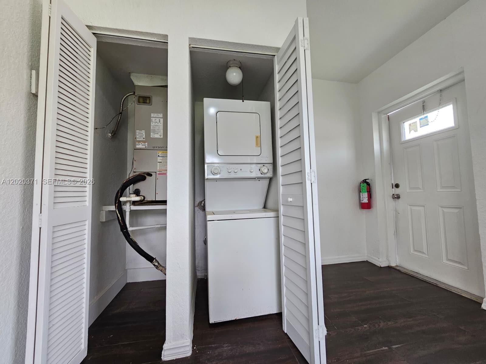 300 NW 84th Terrace