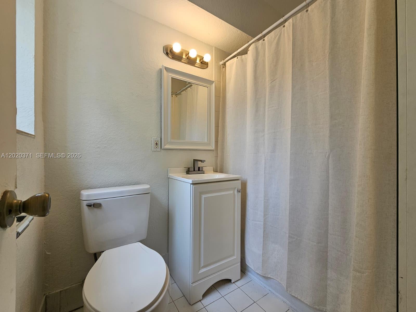 300 NW 84th Terrace