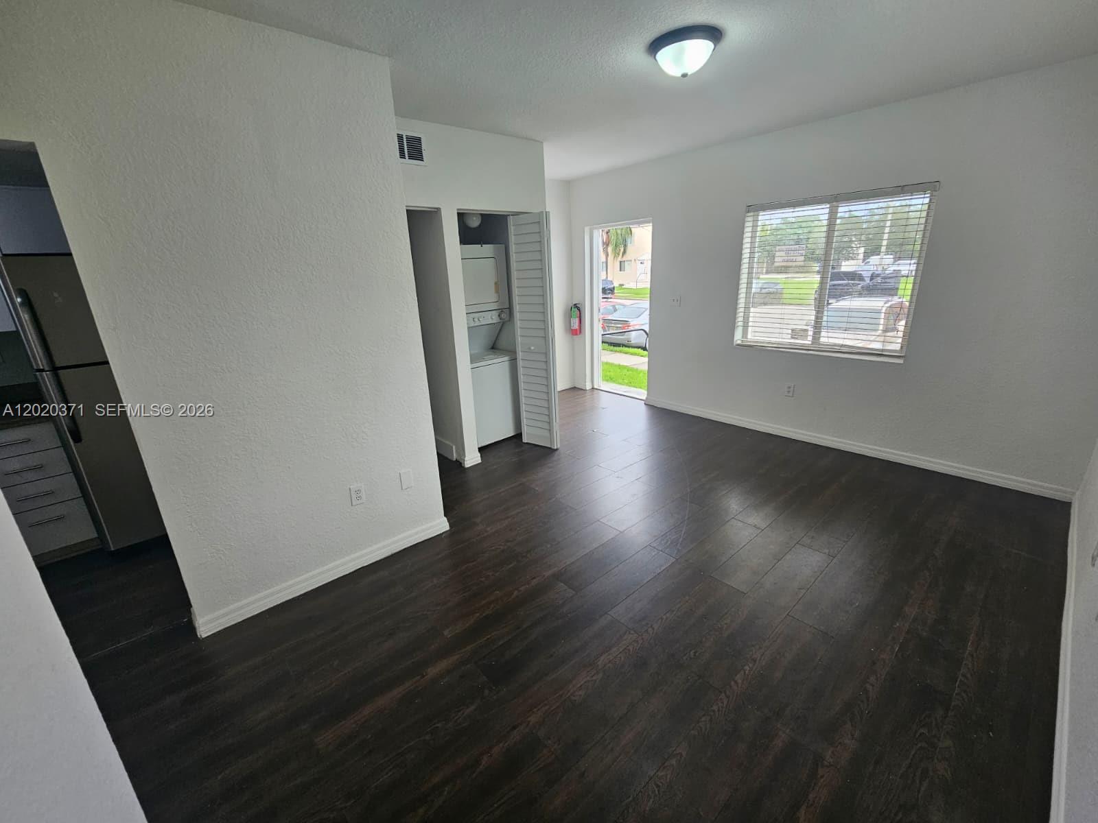 300 NW 84th Terrace