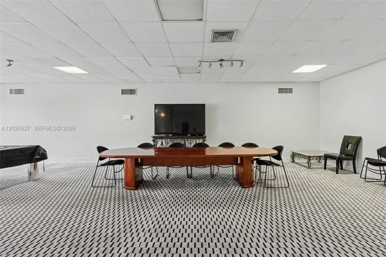 2100 Sans Souci Boulevard