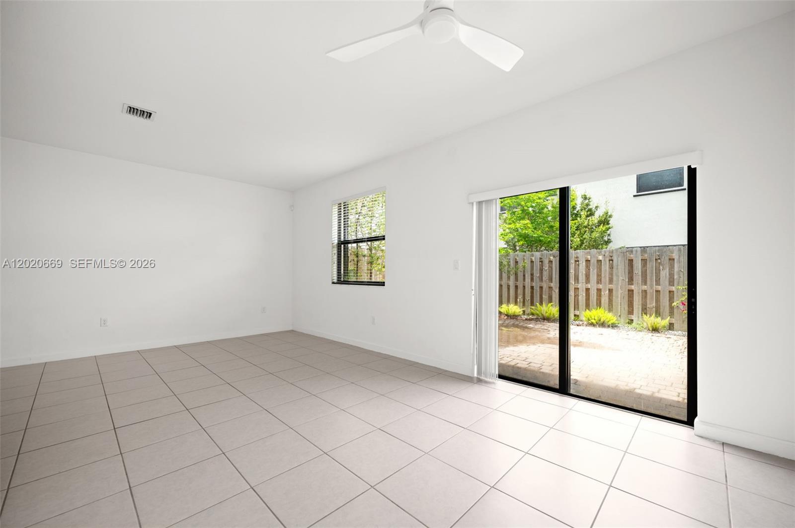 11945 SW 245th Terrace