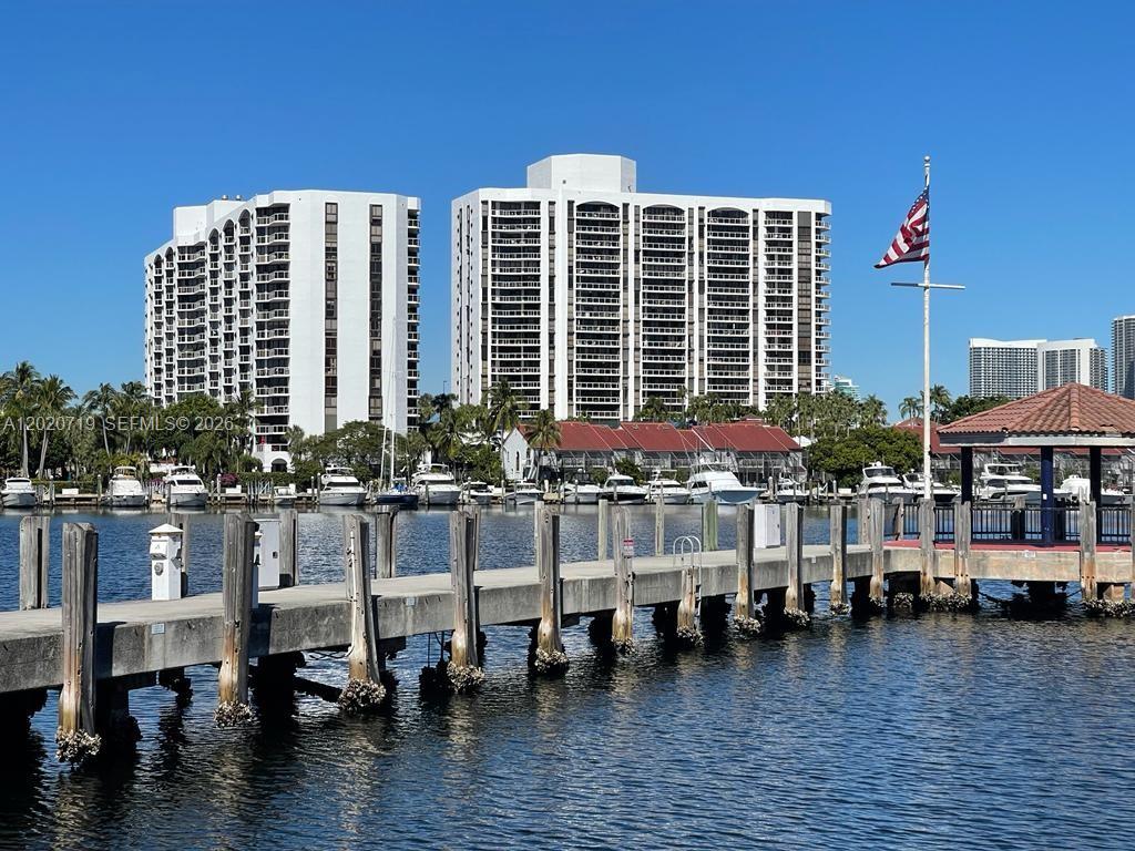 3610 Yacht Club Drive