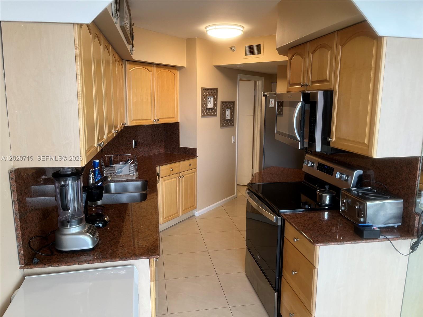 3610 Yacht Club Drive