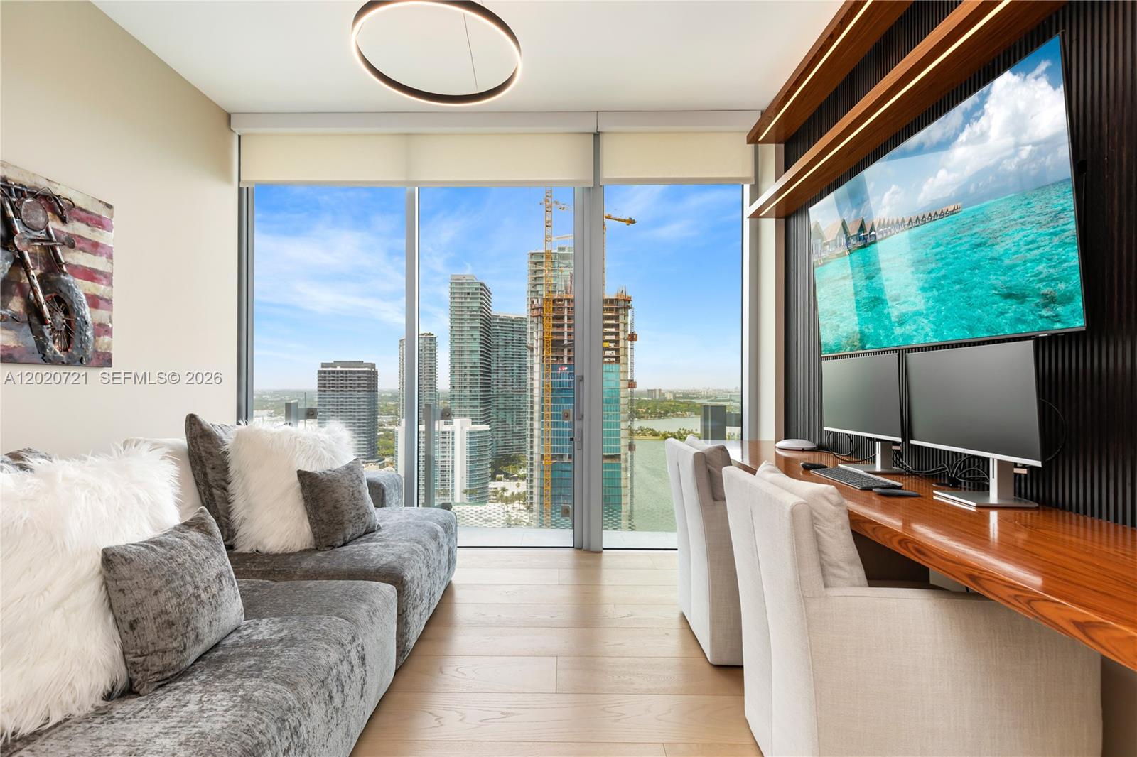 700 NE 26th Terrace