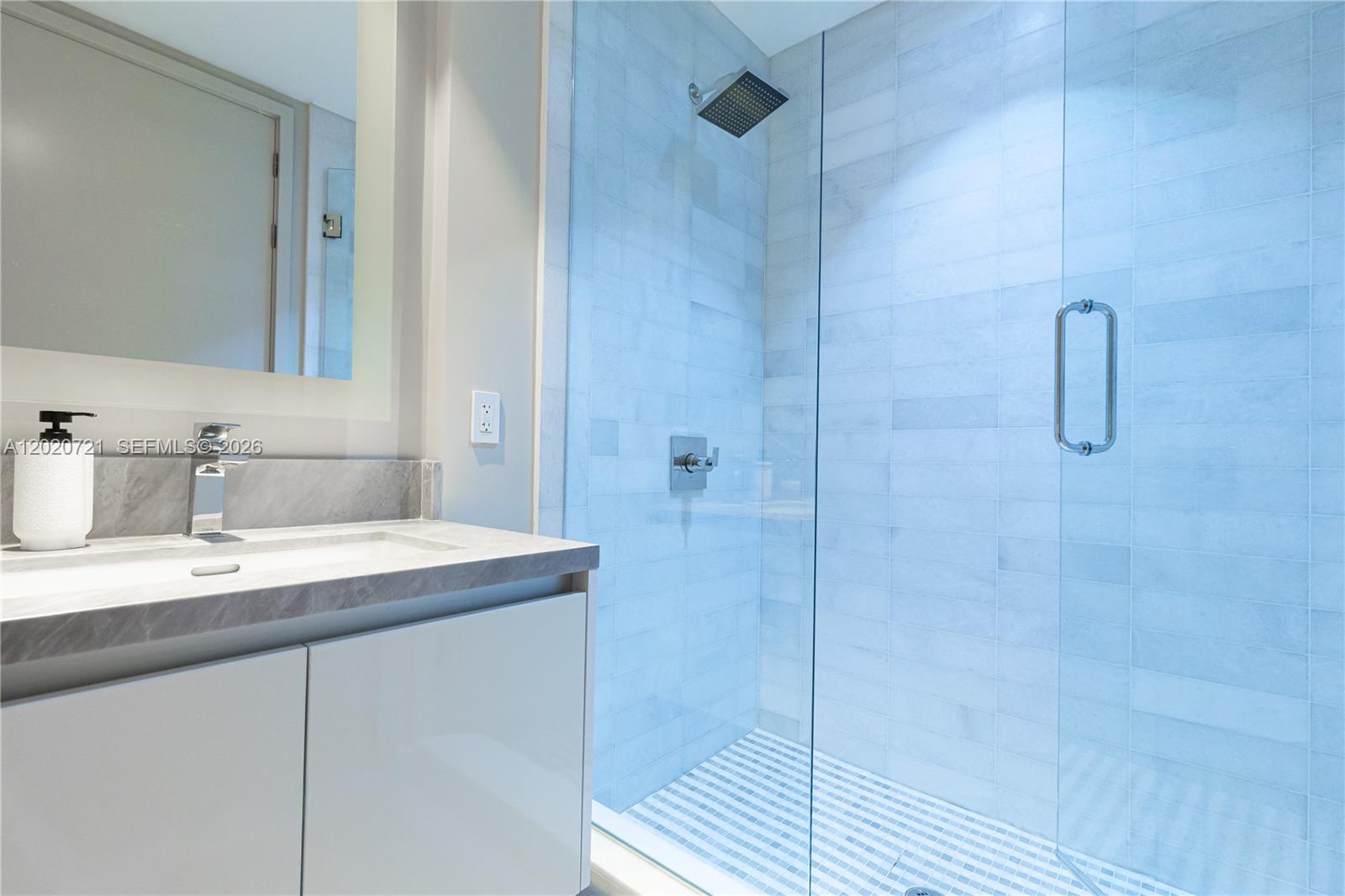 700 NE 26th Terrace