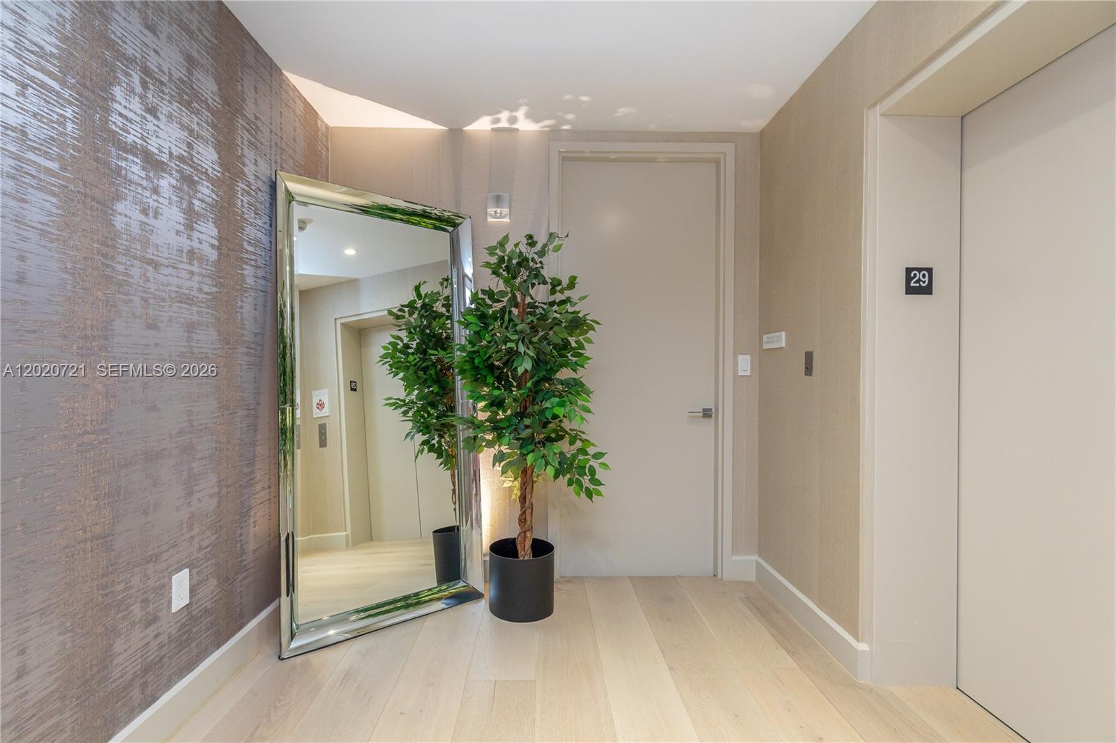 700 NE 26th Terrace