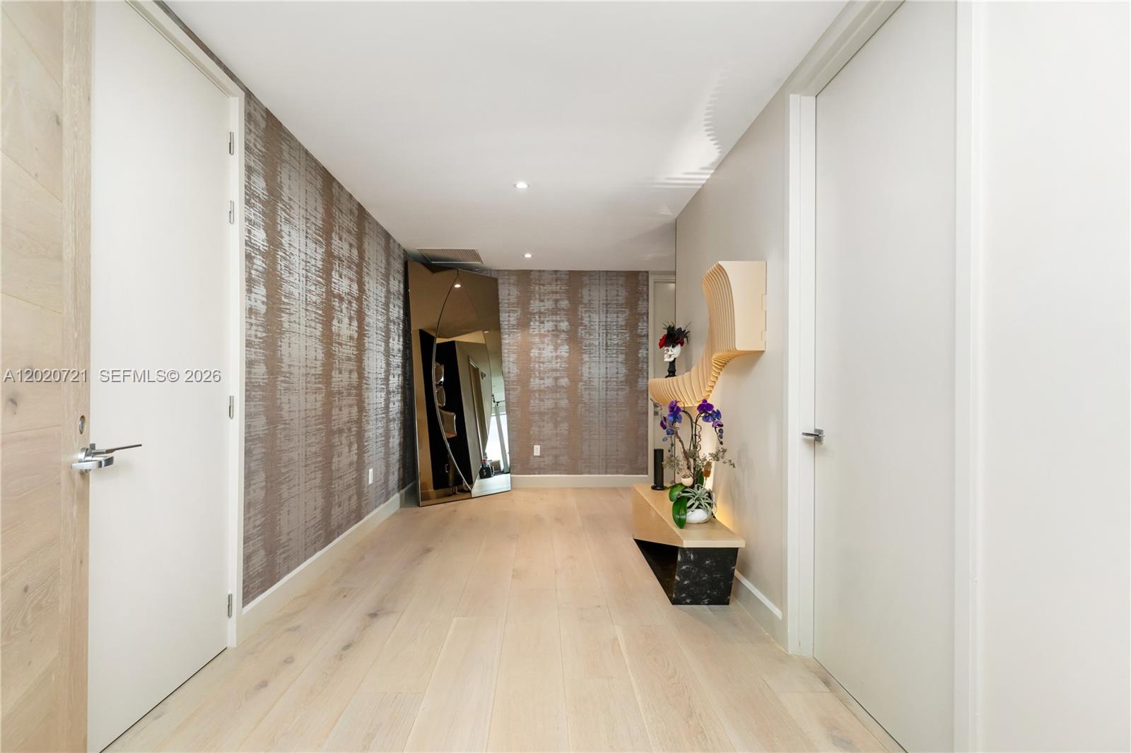 700 NE 26th Terrace