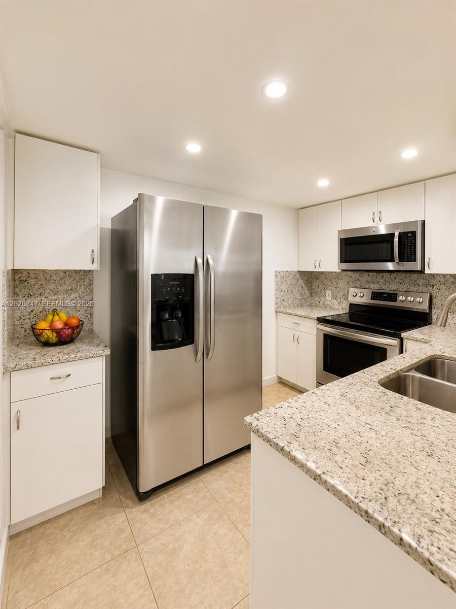 1460 NE 169th Street