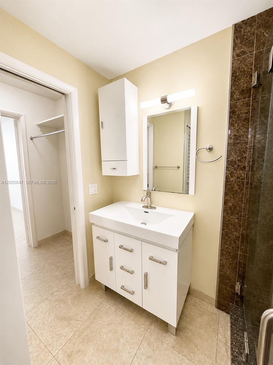 1460 NE 169th Street
