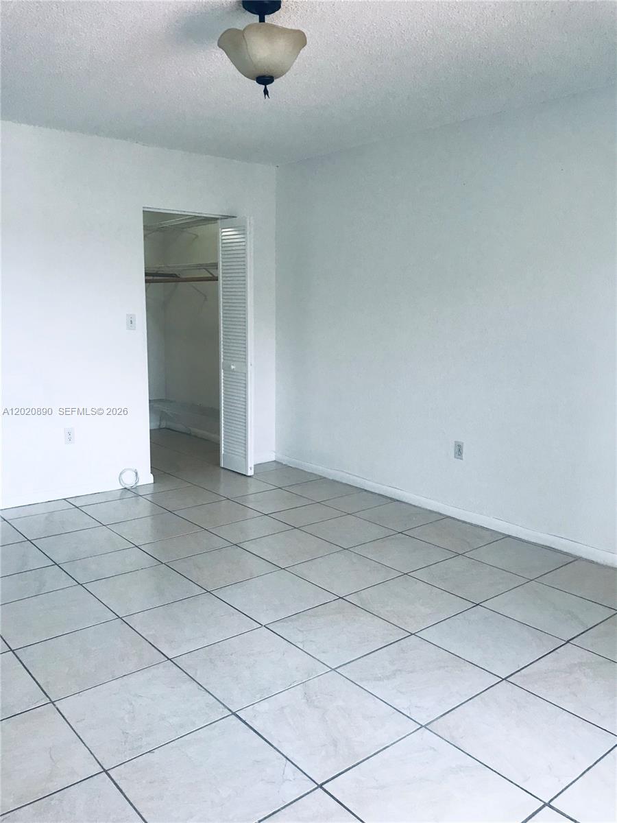 17600 NW 68th Avenue