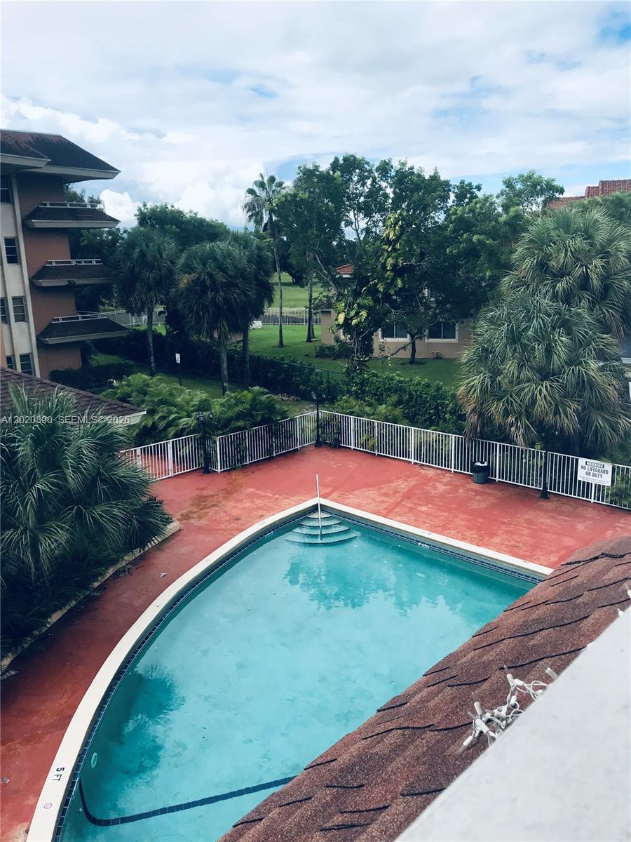 17600 NW 68th Avenue