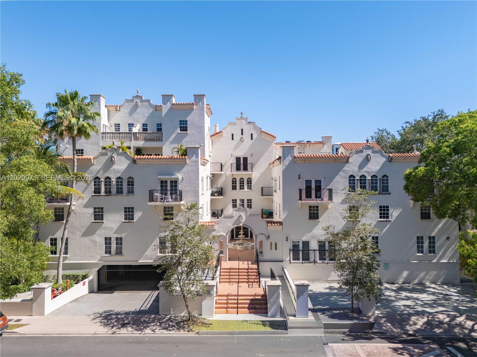 323 Navarre Avenue