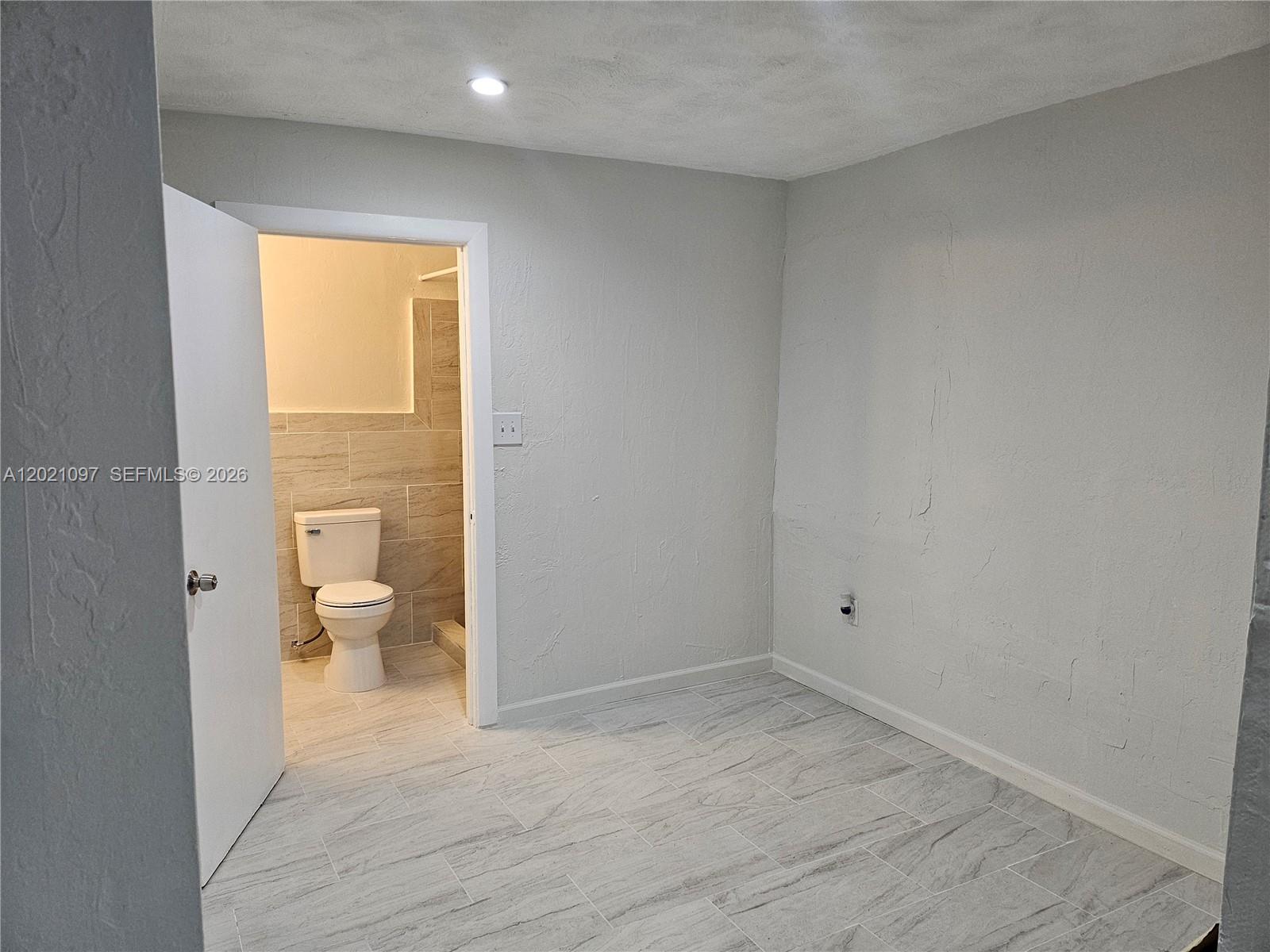 528 NW 10th Street