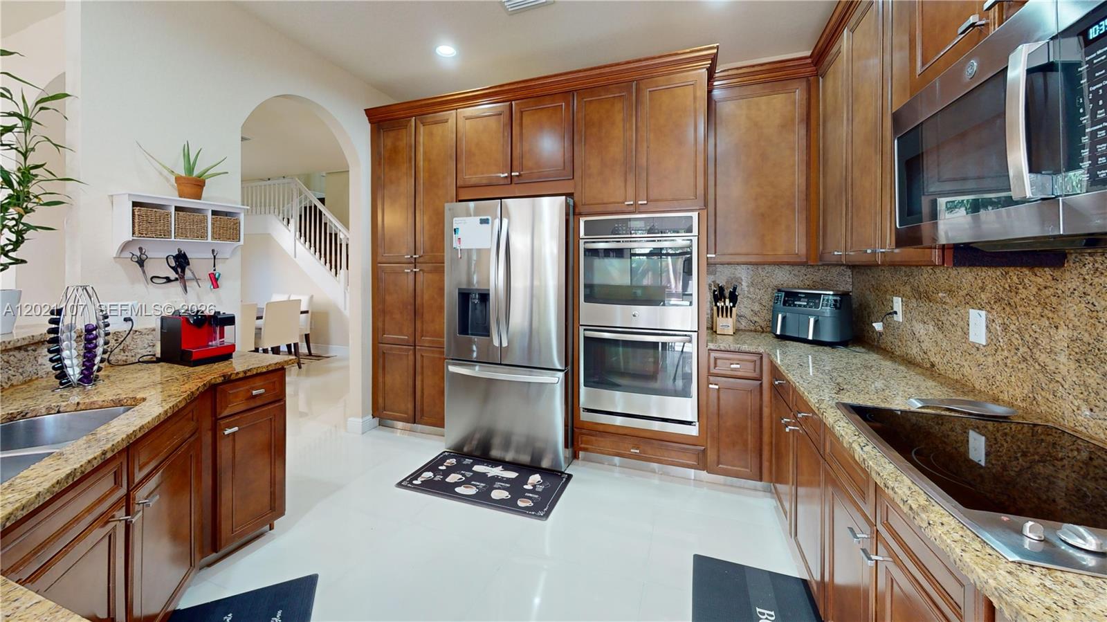 8610 NW 101st Place gallery image #12