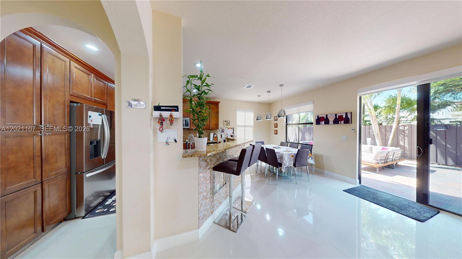 8610 NW 101st Place gallery image #13