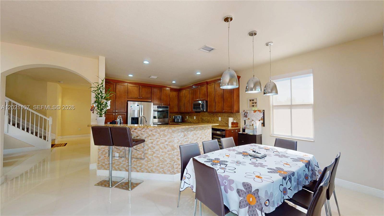 8610 NW 101st Place gallery image #14
