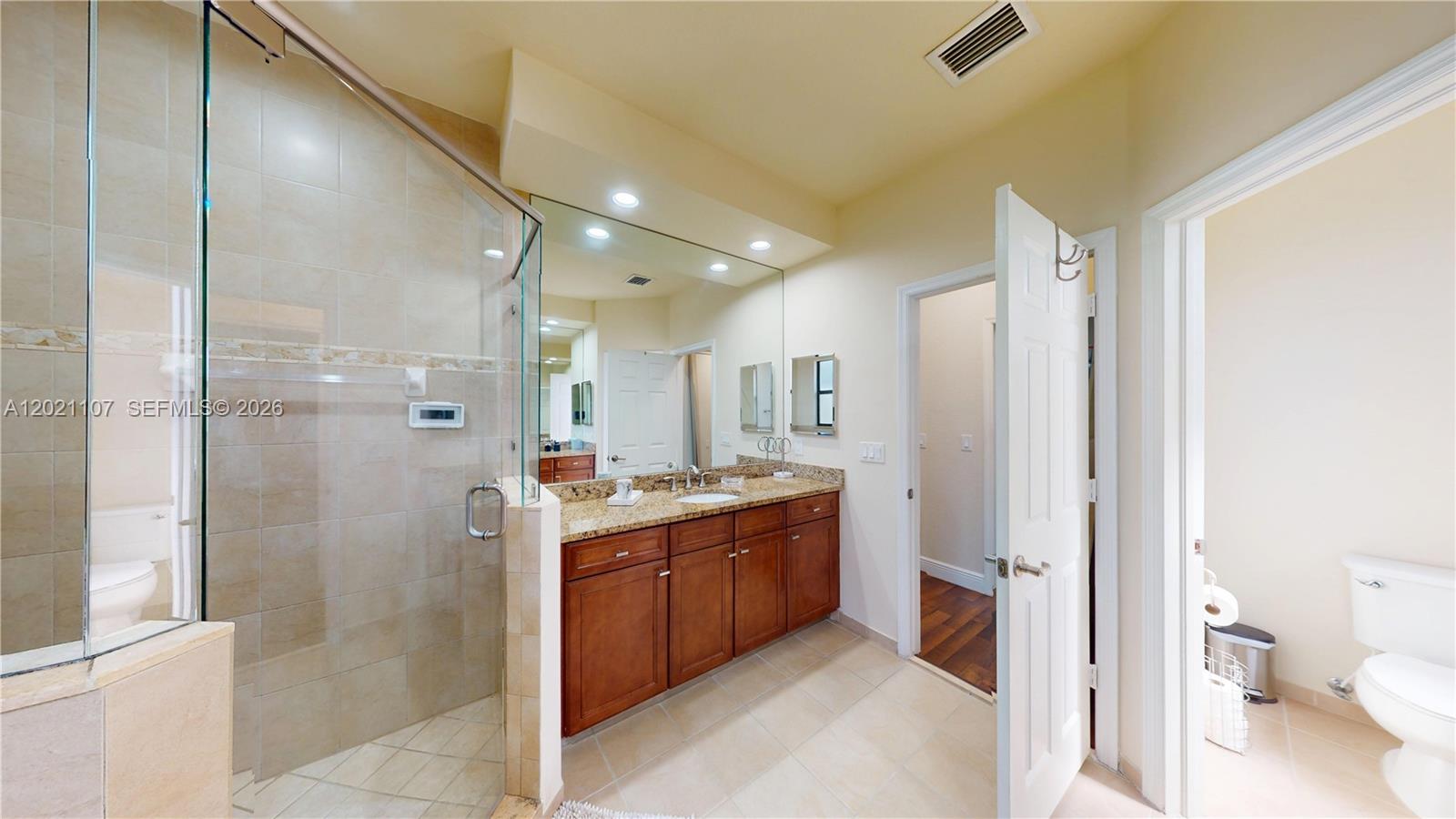 8610 NW 101st Place gallery image #24