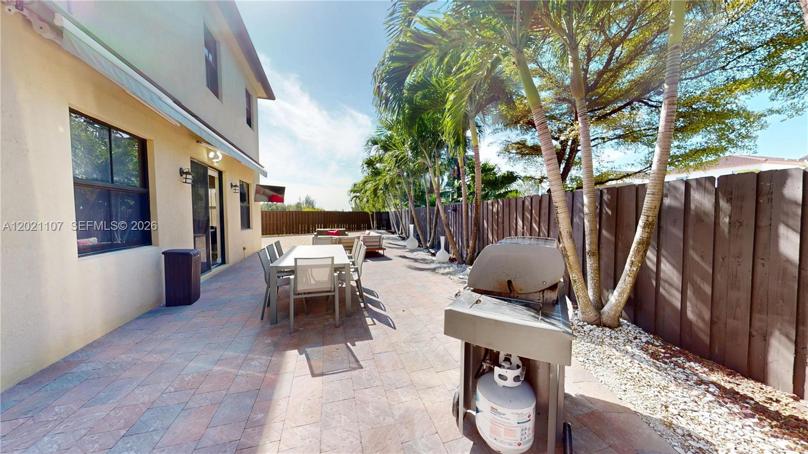 8610 NW 101st Place gallery image #36