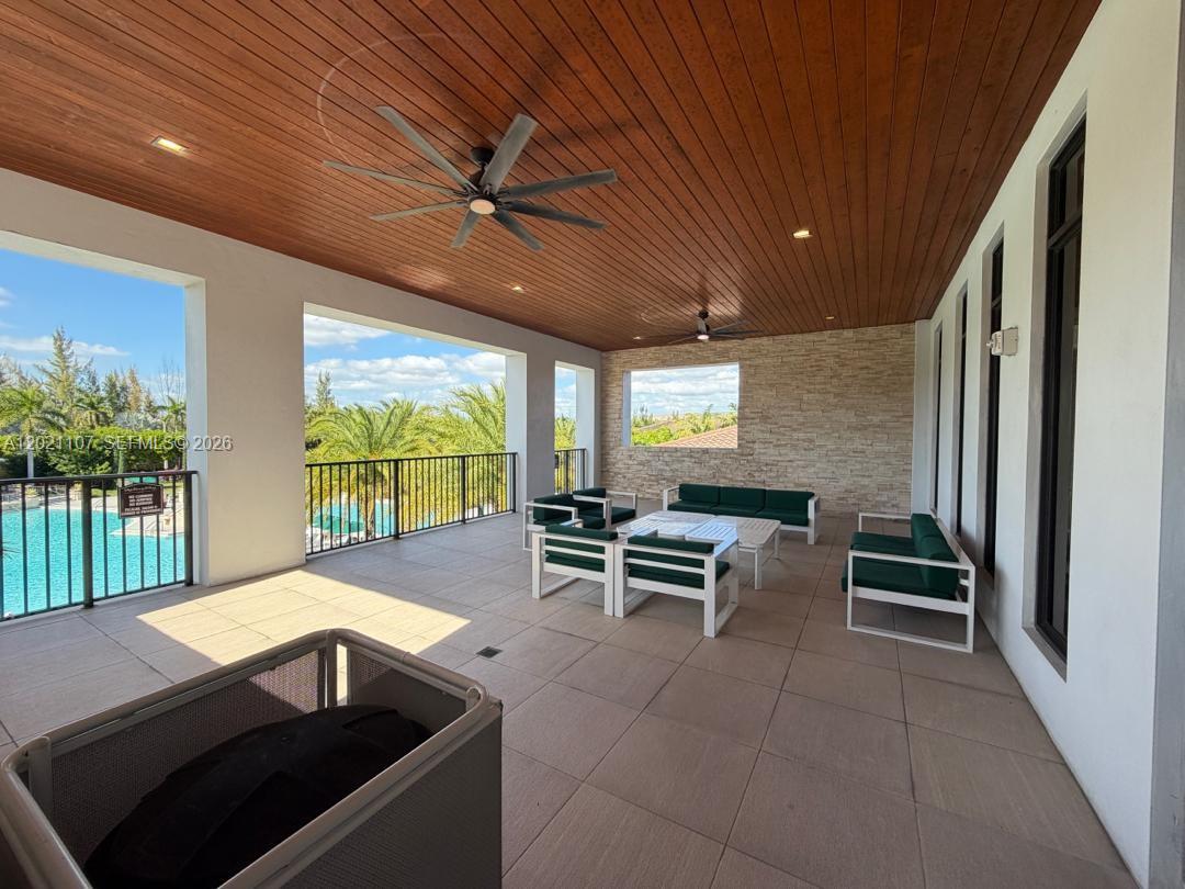 8610 NW 101st Place gallery image #52