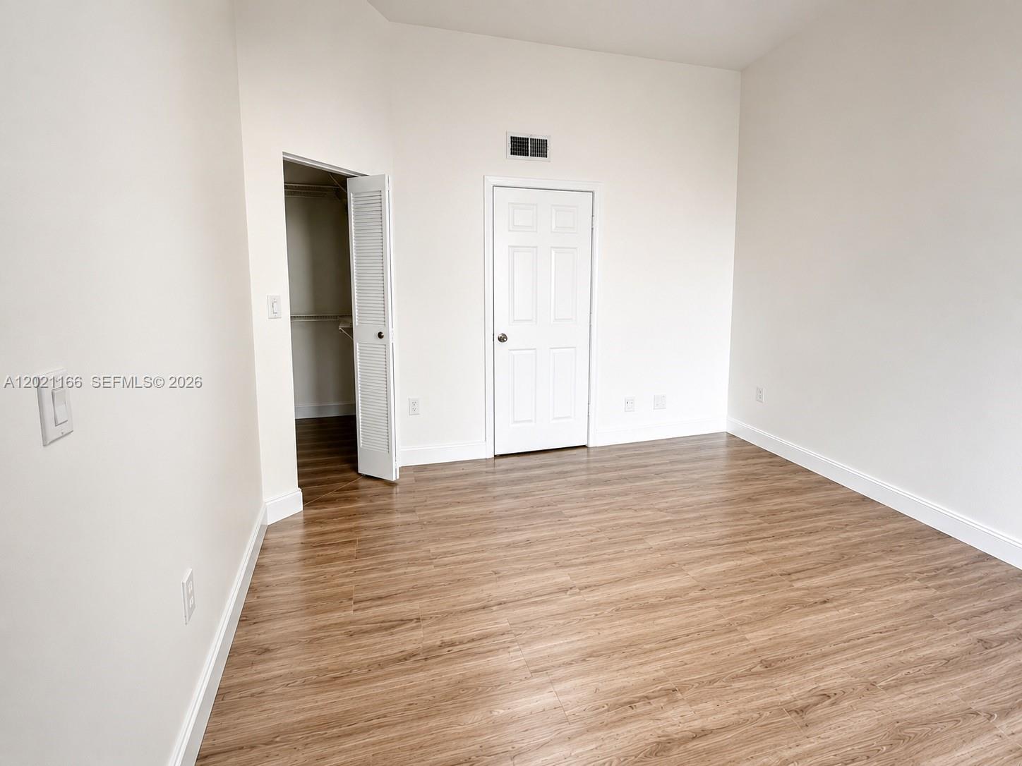  gallery image #7
