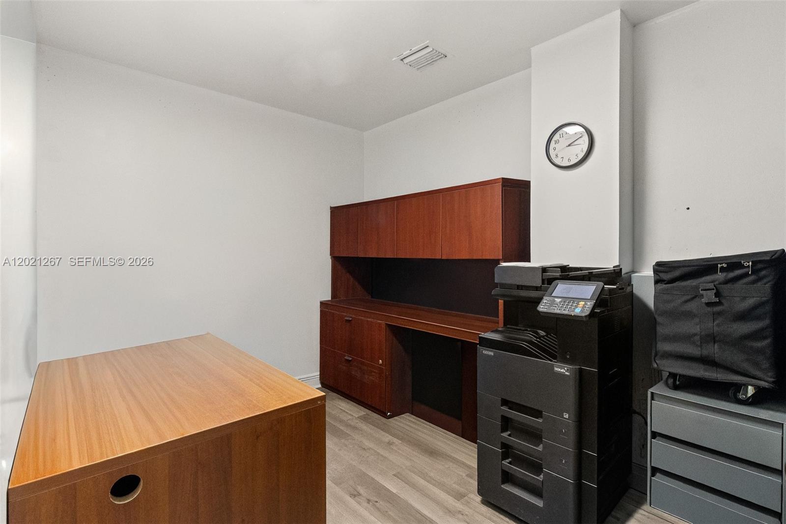 1745 W 37th Street