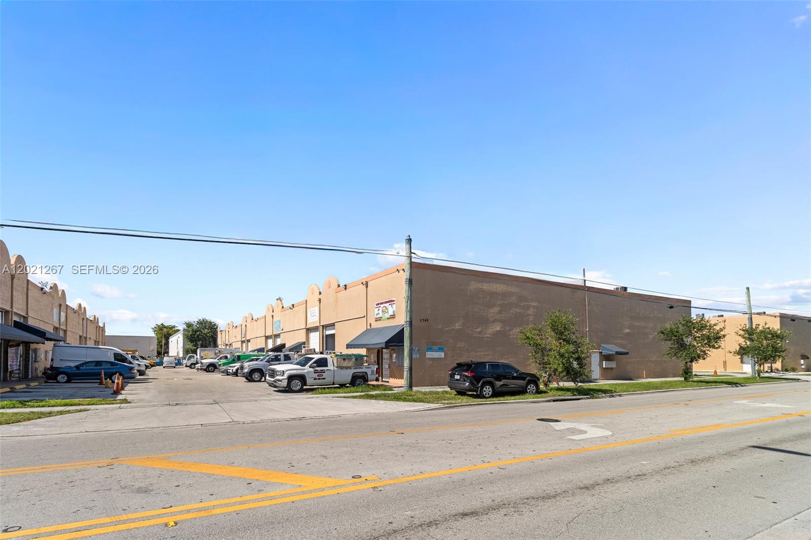 1745 W 37th Street